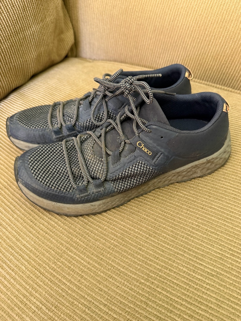 Chaco sneakers - navy blue - size 9
